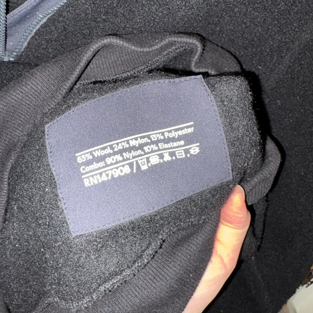 Outdoor Voices black wool blend quarter zip hoodie - Picture 4 of 4